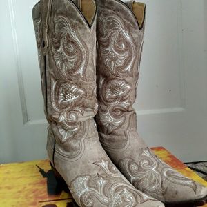 Corral Boots - Bone Floral Full Stitch